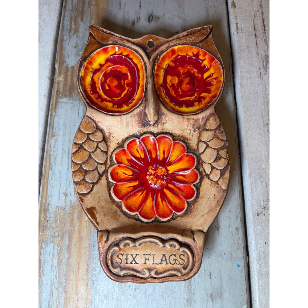 Vintage Treasure Craft Owl Wall Pocket Spoon Rest Six Flags Ceramic Plaque 1970s